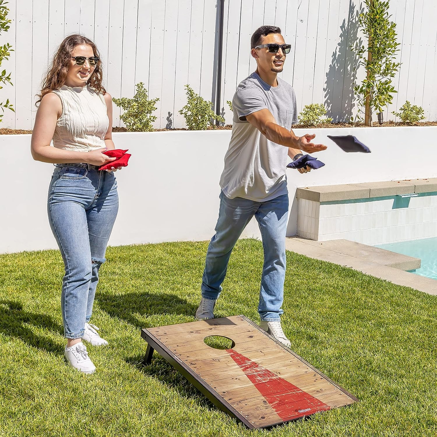 Classic Cornhole Set – Includes 8 Bean Bags, Travel Case and Game Rules (Choice of Style) - JD Gifts